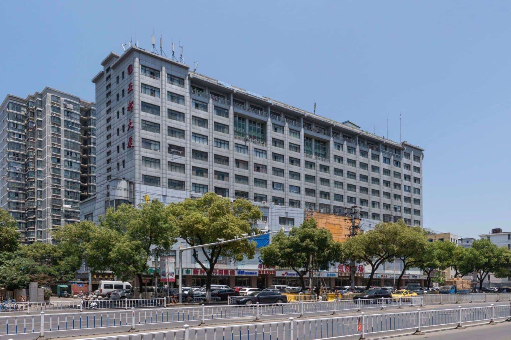 南京亚都大厦商务楼